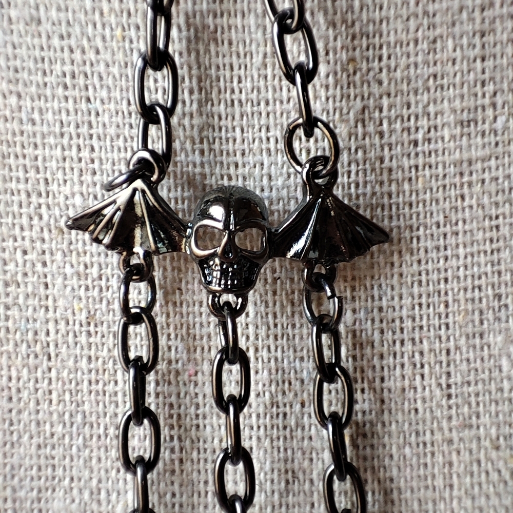 Dolls Kill Gunmetal Slave Bracelet Adjustable Rings Fingernail Claws Gothic NEW - Picture 7 of 10